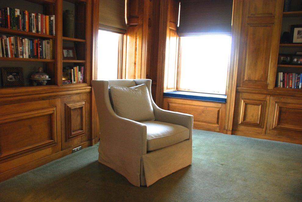 Dawson Swivel Glider Recliner with Traditional Family Room Traditional