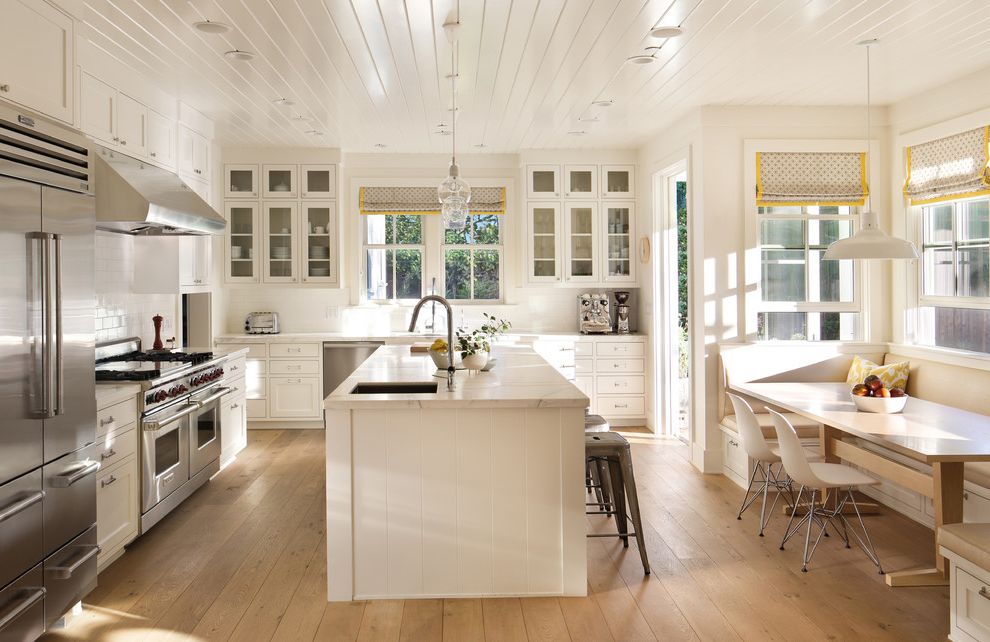 Keggerator with Traditional Kitchen Built in Banquette