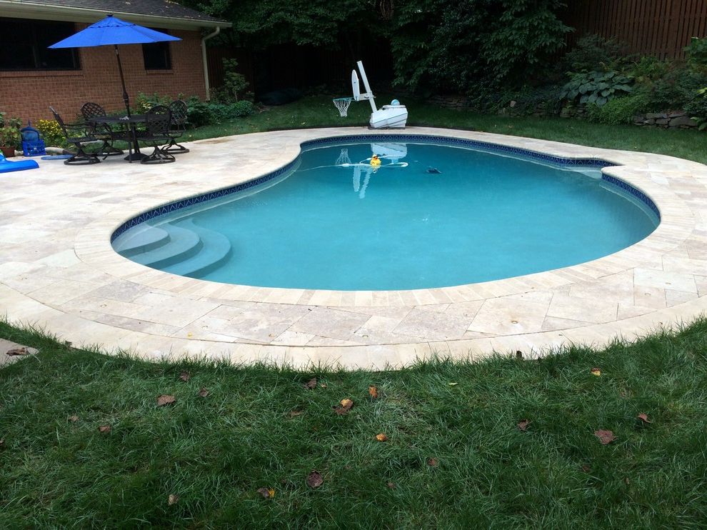 Patio Dining Sets with Traditional Pool Blue Umbrella
