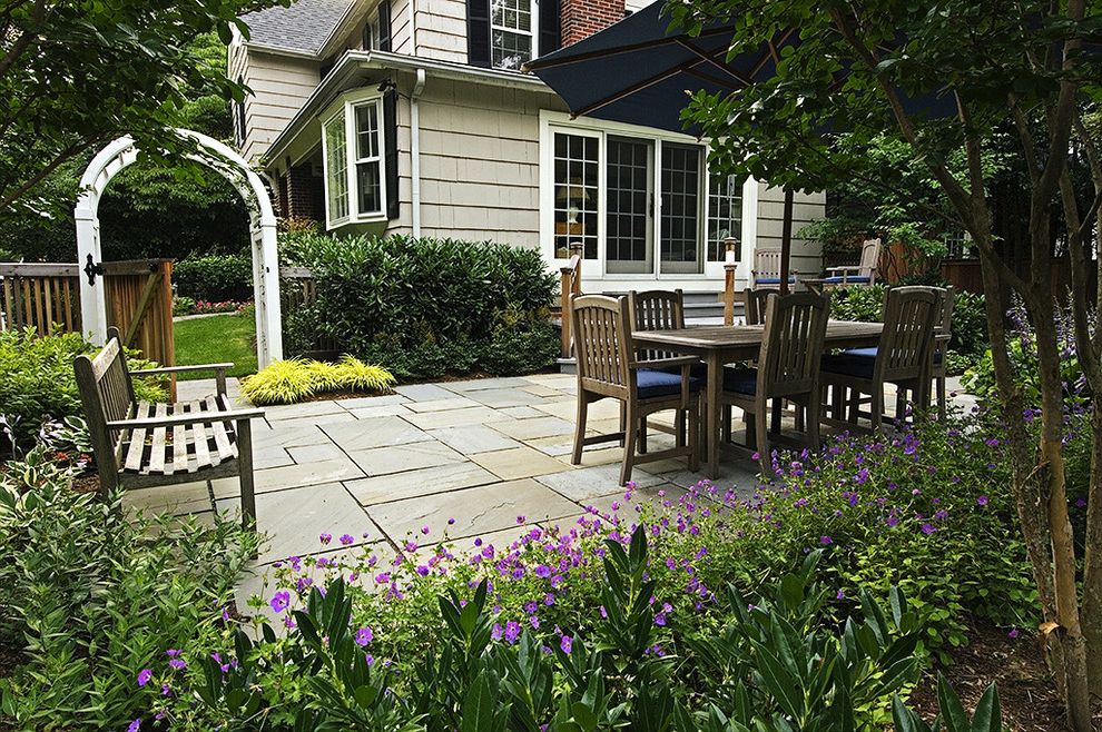 Patio Set with Traditional Landscape Garden Bench