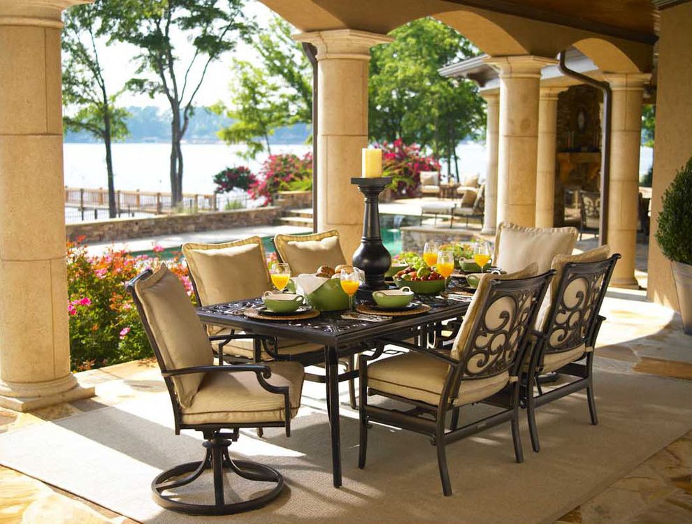 Patio Table with Eclectic Patio Area Rug