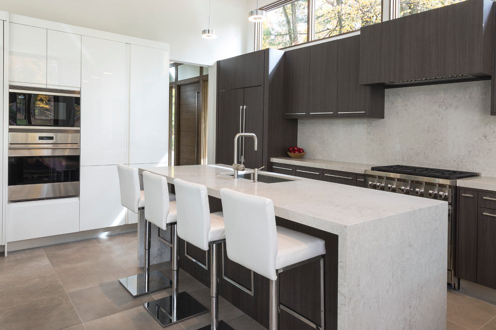 Verona at Silver Hill Apartments with Modern Kitchen Gas Cooktop