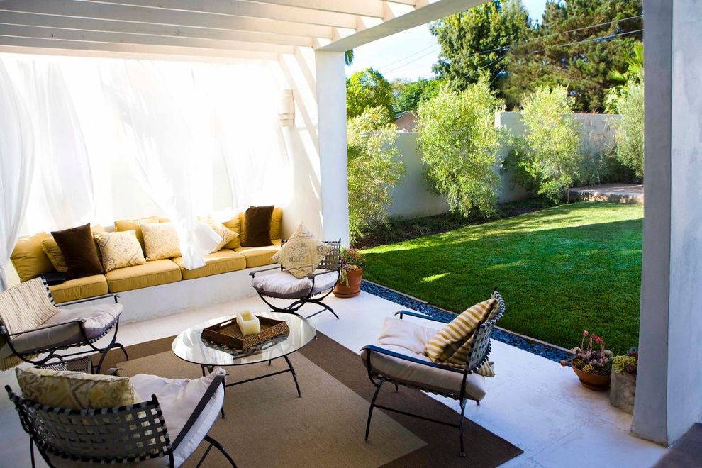 25x25 Outdoor Seat Cushions Contemporary Patio with Trellis