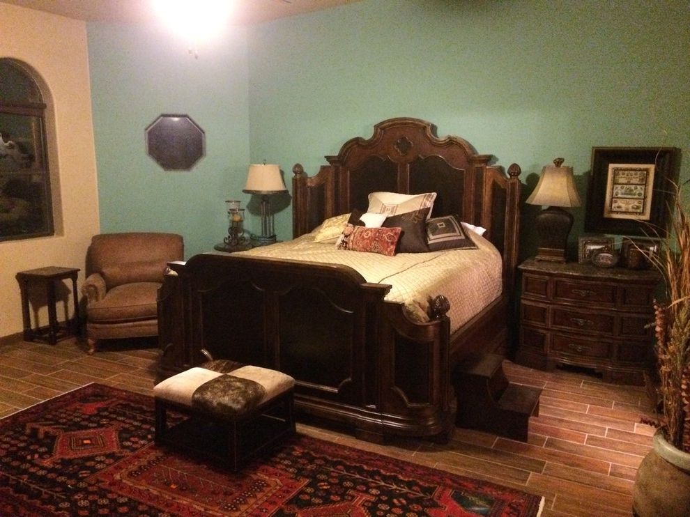 Allen and Roth Flooring Traditional Bedroom with Medium Wood Floor