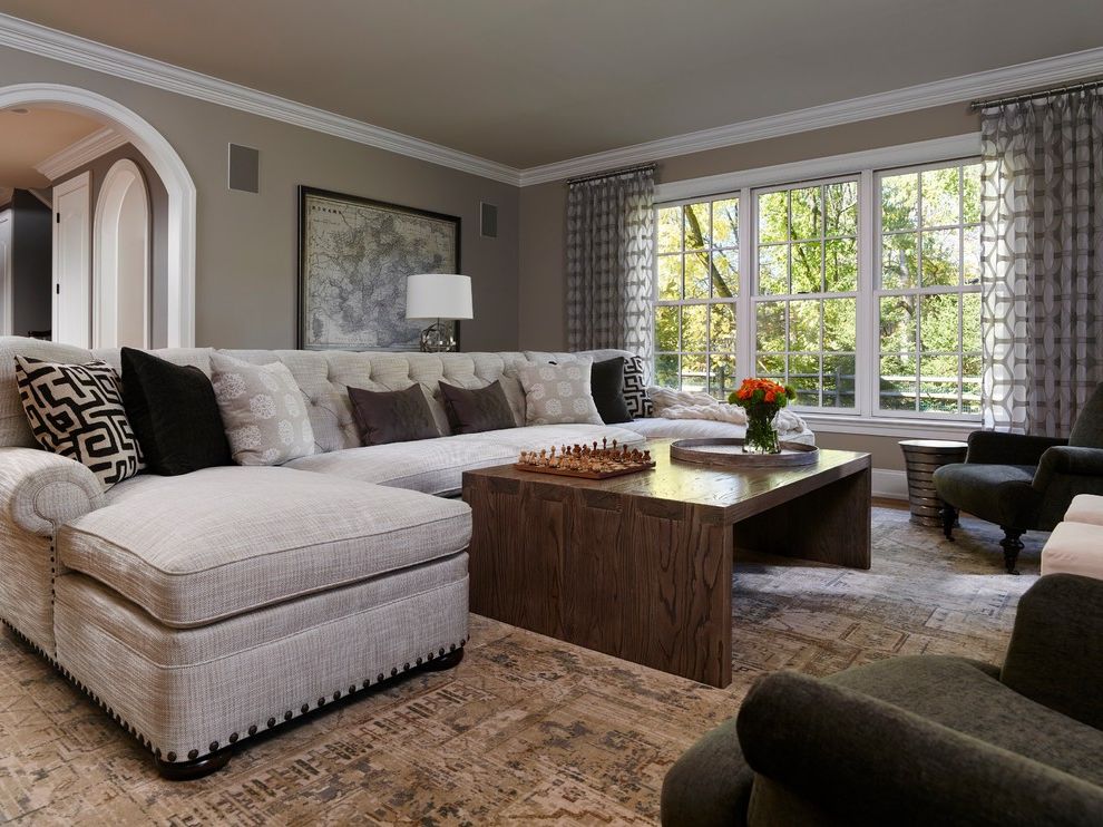 Cosco Rugs Transitional Family Room with Neutral Sectional with Nail Head Trim