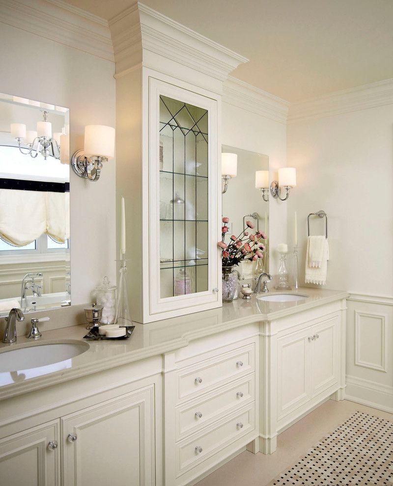 Double Vanity with Makeup Station Traditional Bathroom with White Cabinets
