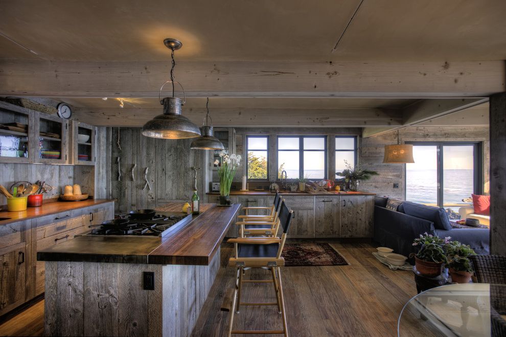 Le Creuset Outlet Online Rustic Kitchen with Island Lighting