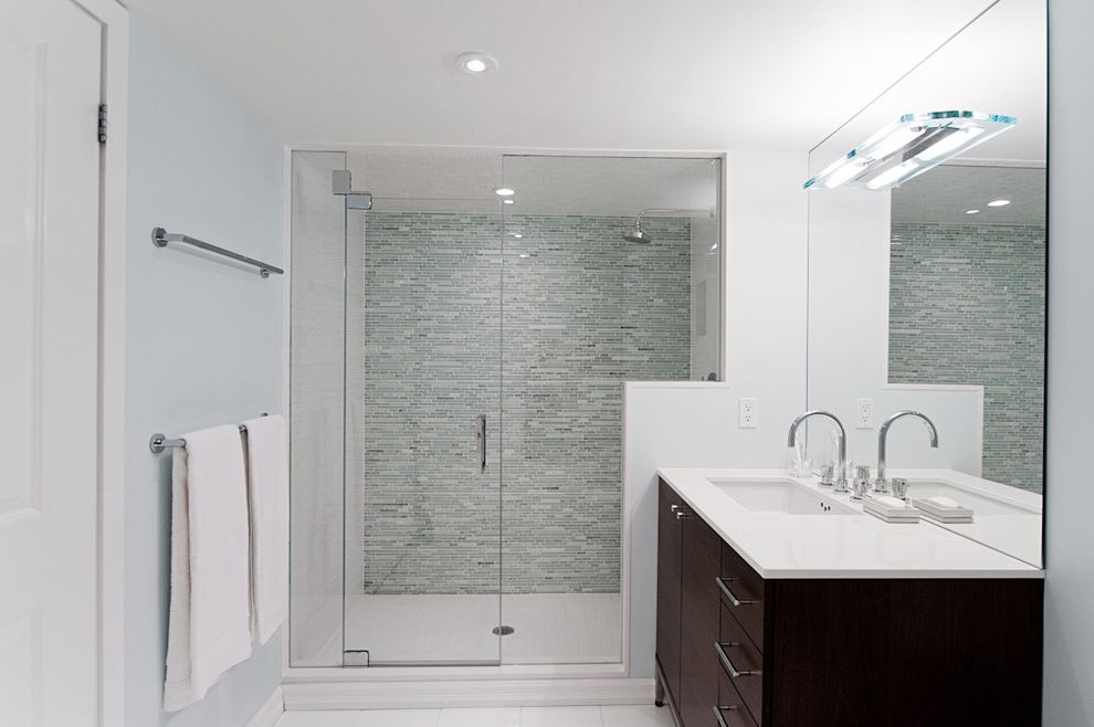 Toto Lt542g Contemporary Bathroom with White Countertop