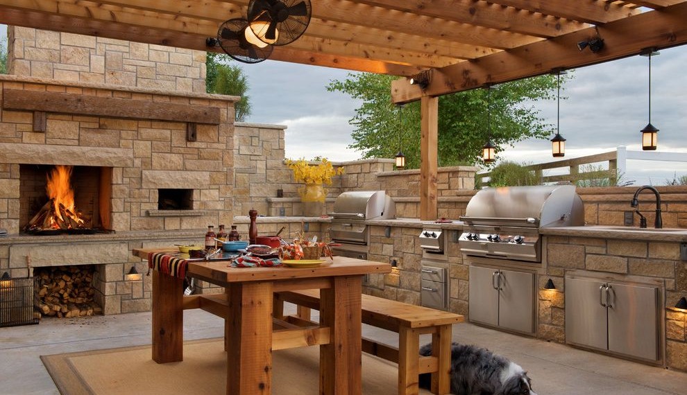 Backyard Pizza Oven Farmhouse Patio with Stainless Steel Hardware