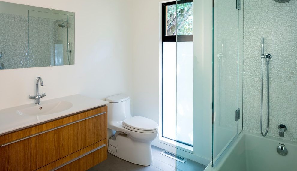 Blasting Cabinet Contemporary Bathroom with White Sink