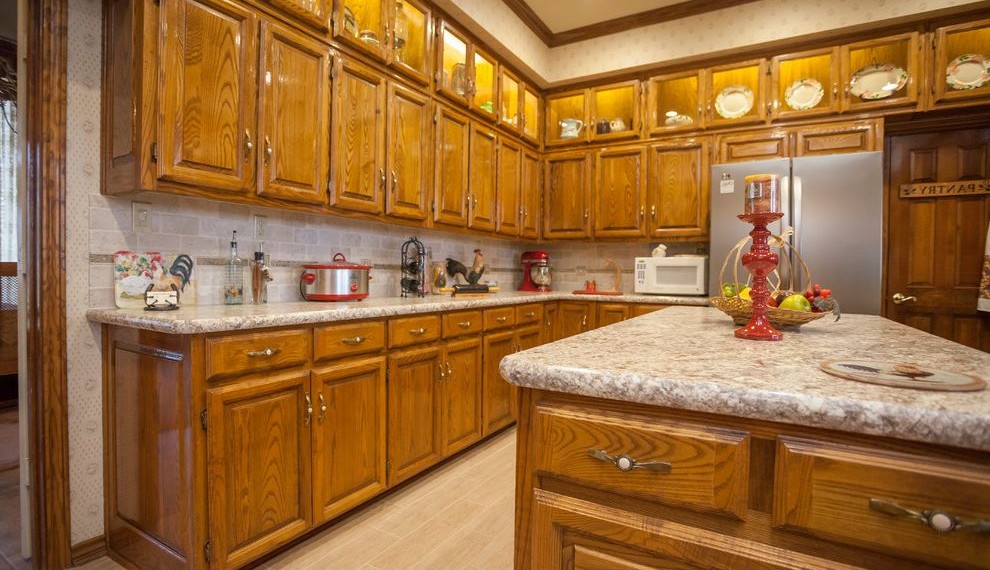Cost to Install Laminate Flooring Traditional Kitchen with Renovation