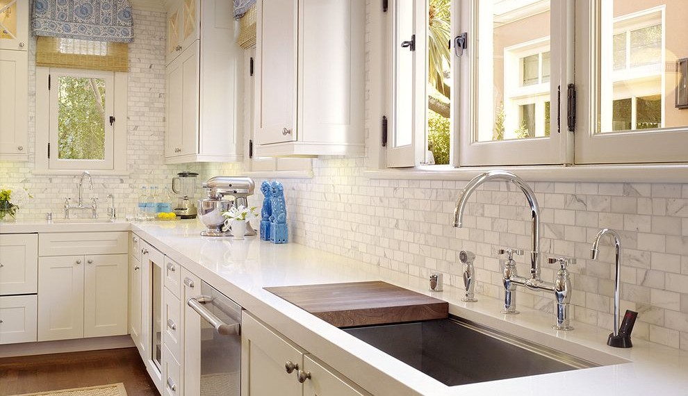 Cutting Board Countertop Traditional Kitchen with Kitchen Sink