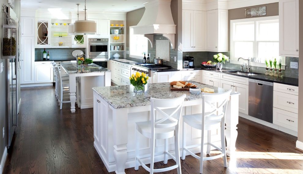 Delta Single Handle Kitchen Faucet Traditional Kitchen with White Cabinetry