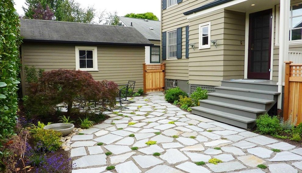 Flagstone Pavers Contemporary Patio with Specimen Tree