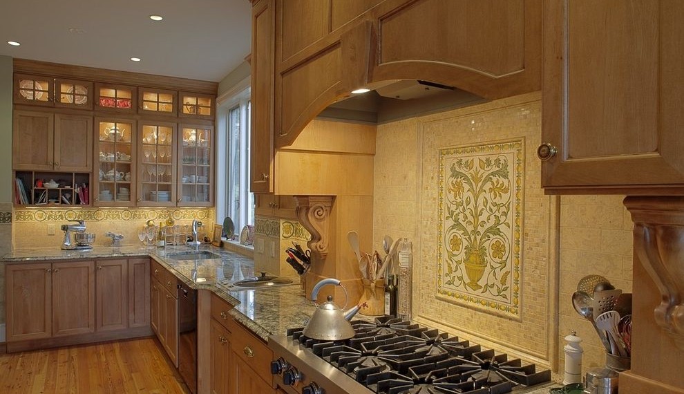 Frigidaire Stove Top Traditional Kitchen with Under Cabinet Lighting