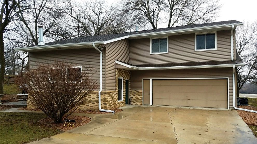 Kill Carpenter Ants Modern Spaces with Vinyl Siding Installation