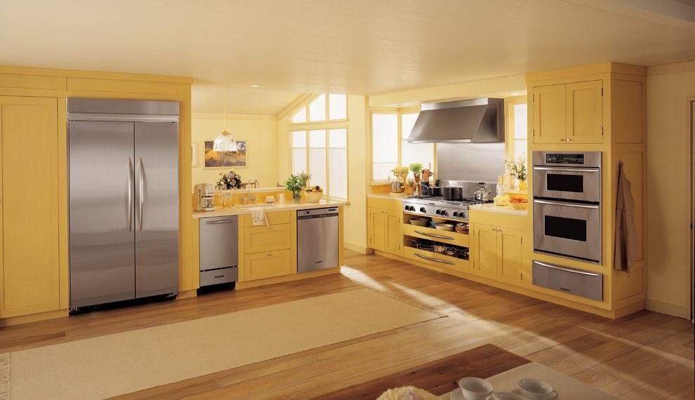 Kitchenaid Gas Cooktop Contemporary Kitchen with Plumbing