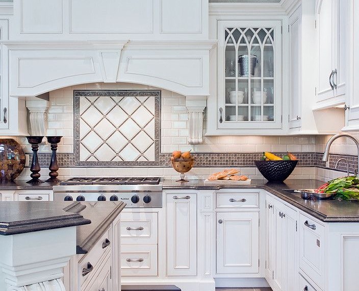 Matte Cutter Traditional Kitchen with Recessed Lighting