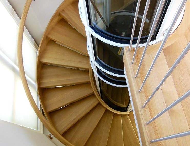 Quickset Locks Contemporary Staircase with Stainless Steel