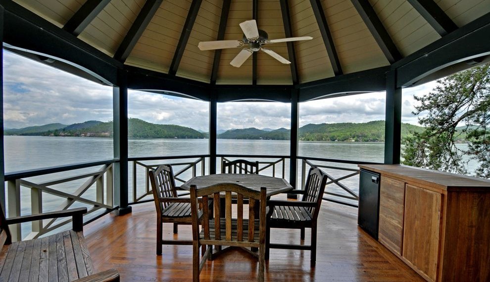 Screened in Gazebo Traditional Porch with Outdoor Dining