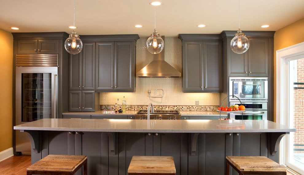 Stainless Steel Oven Traditional Kitchen with Gray Painted Cbainets