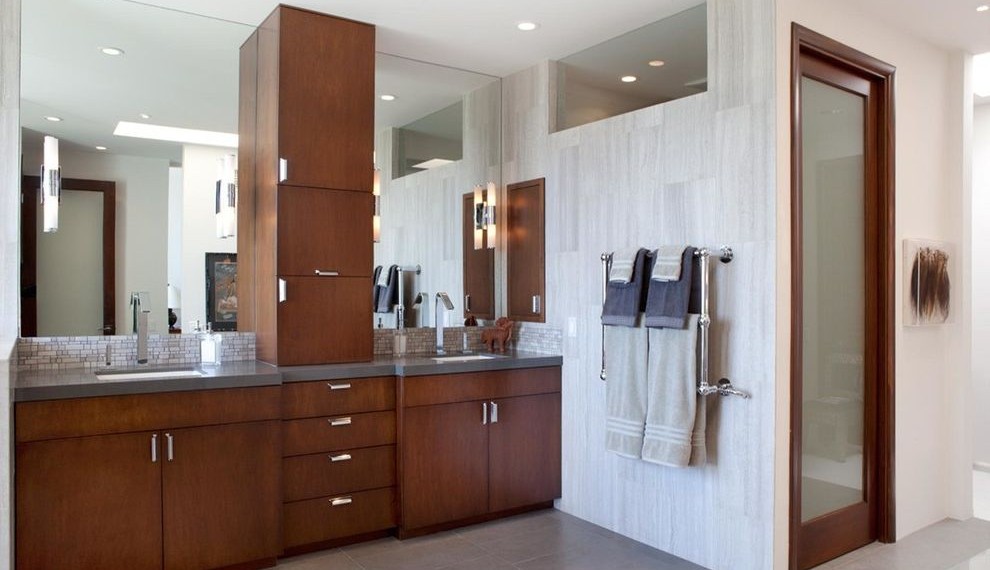 Stripping Towels Contemporary Bathroom with His and Hers