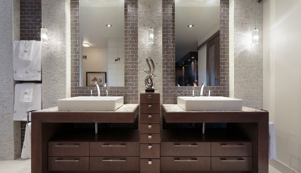 Trough Sink Vanity Contemporary Bathroom with Sink