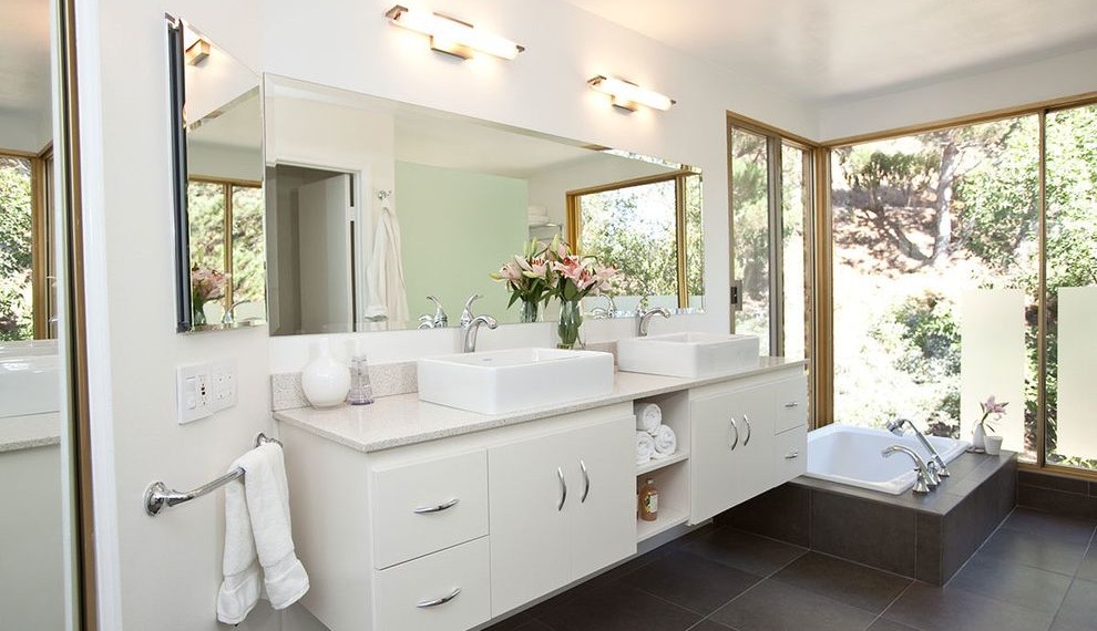 Vertical Bathroom Lights Modern Bathroom with Wall Lighting