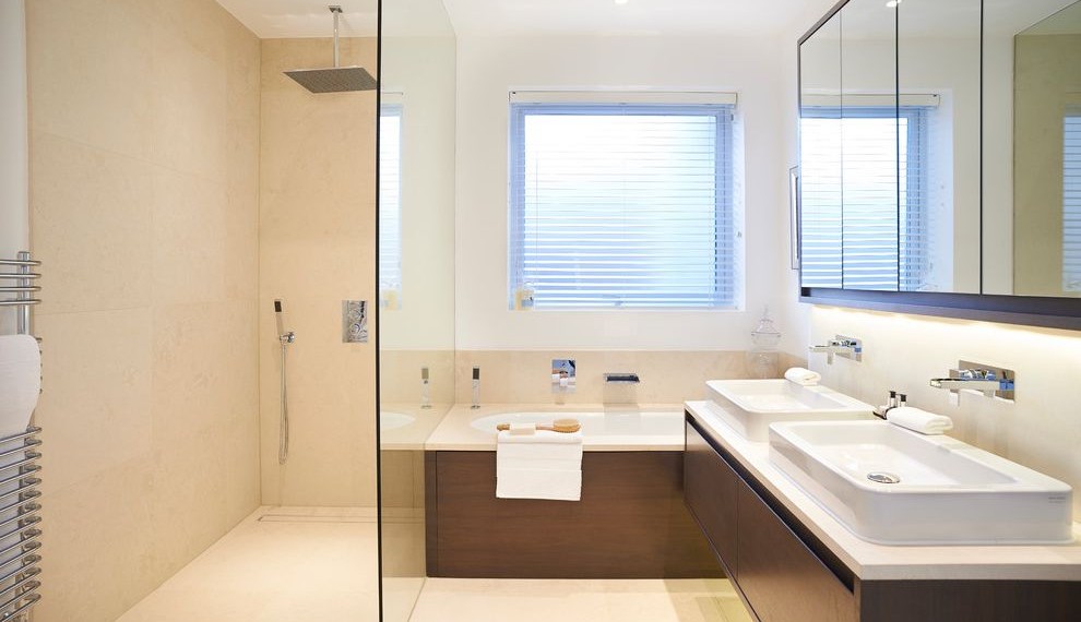 Wall Mount Bathtub Faucet Contemporary Bathroom with Mirrored Cabinet Door