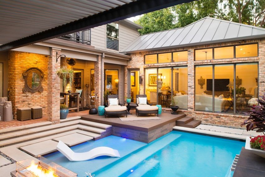 Whirlpool Water Filter Modern Pool with Glass Fire